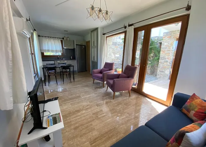 Merry - 3br Ensuite - 50m To River Villa Ortaca (Mugla)