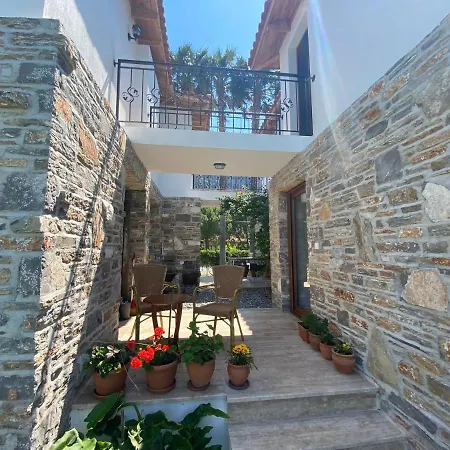 Merry - 3br Private Pool&garden - 50m To River Villa