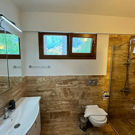 Villa Merry - 3Br Ensuite Villa - 50M To River